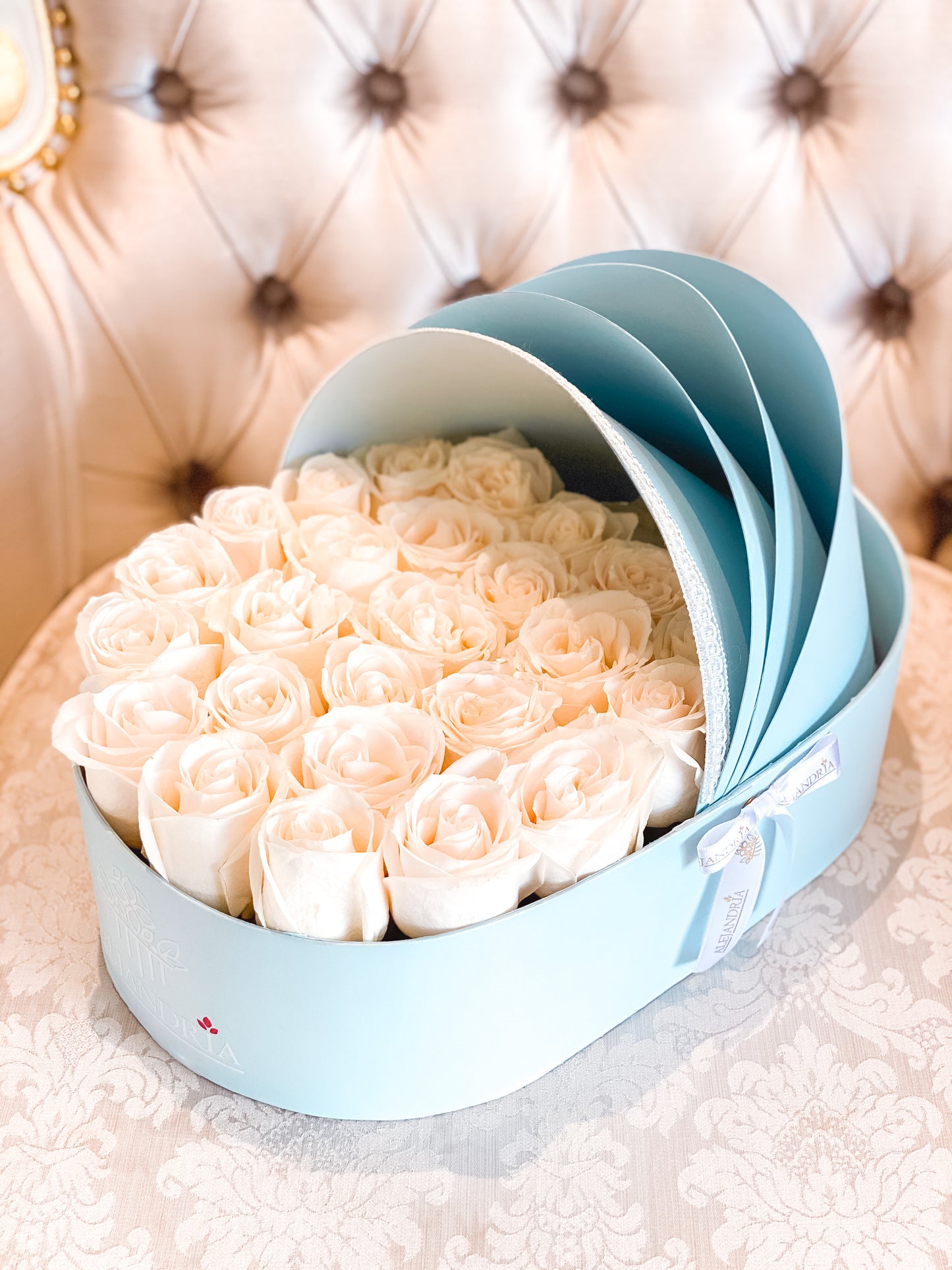 Roses Savage Flower Babyseat "G" 💙 - Alejandría Arte Floral