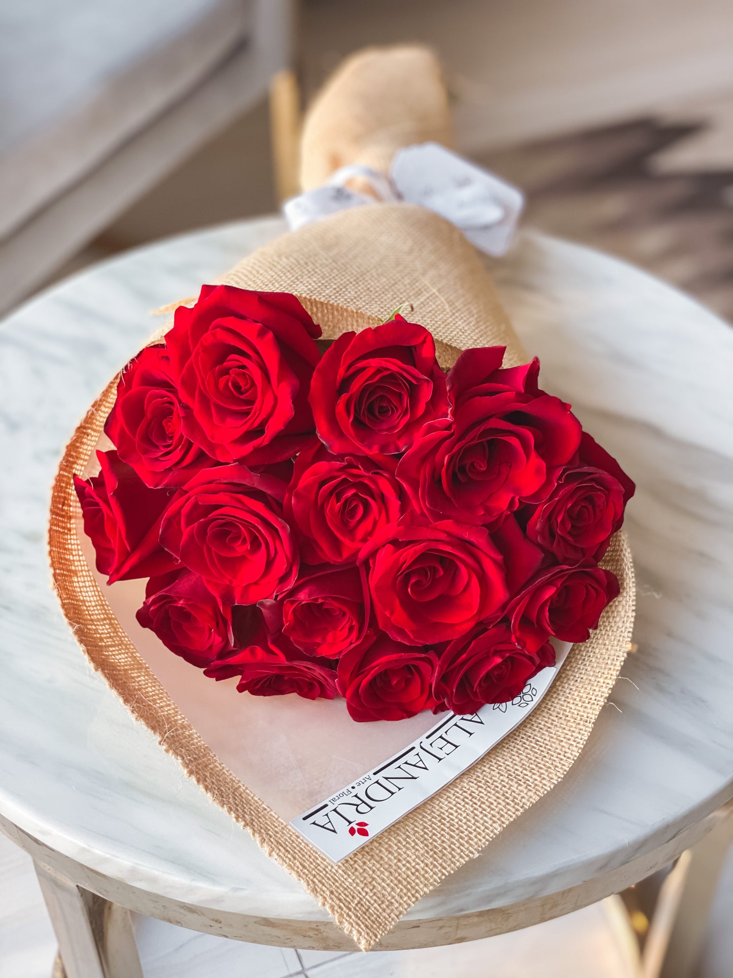 Ramo formato "Bouquet" 15 Red Roses - Alejandría Arte Floral