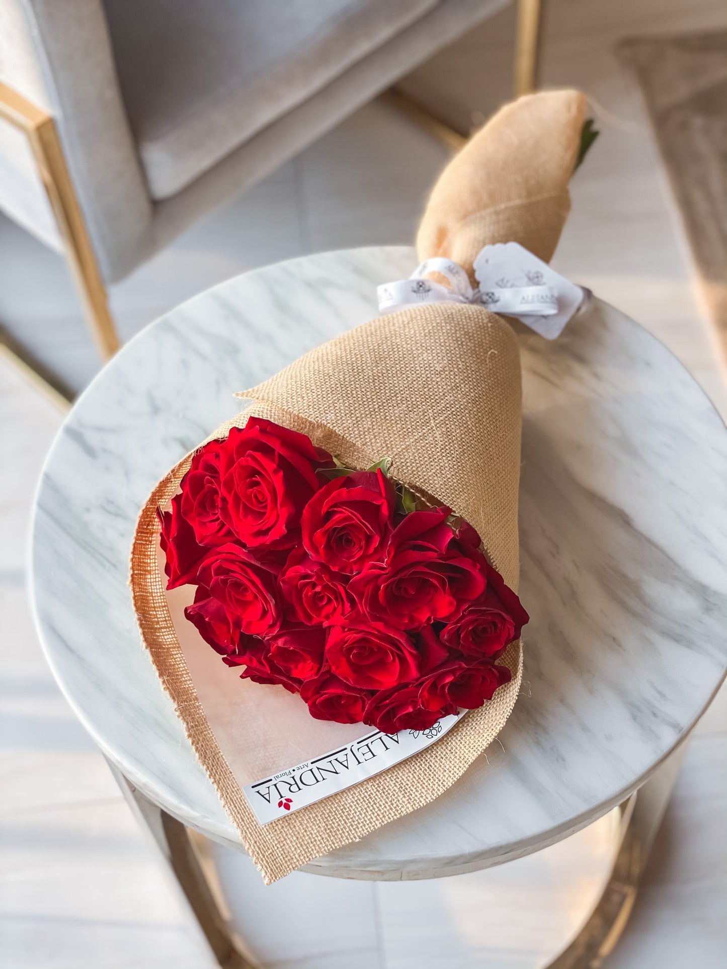 Ramo formato "Bouquet" 15 Red Roses - Alejandría Arte Floral