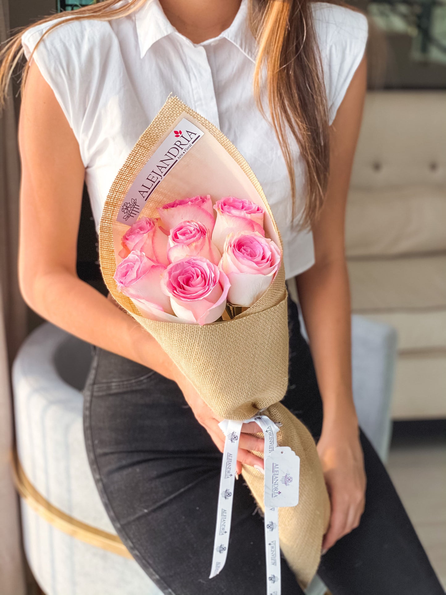 Ramo formato "Bouquet" 7 Pink Roses - Alejandría Arte Floral