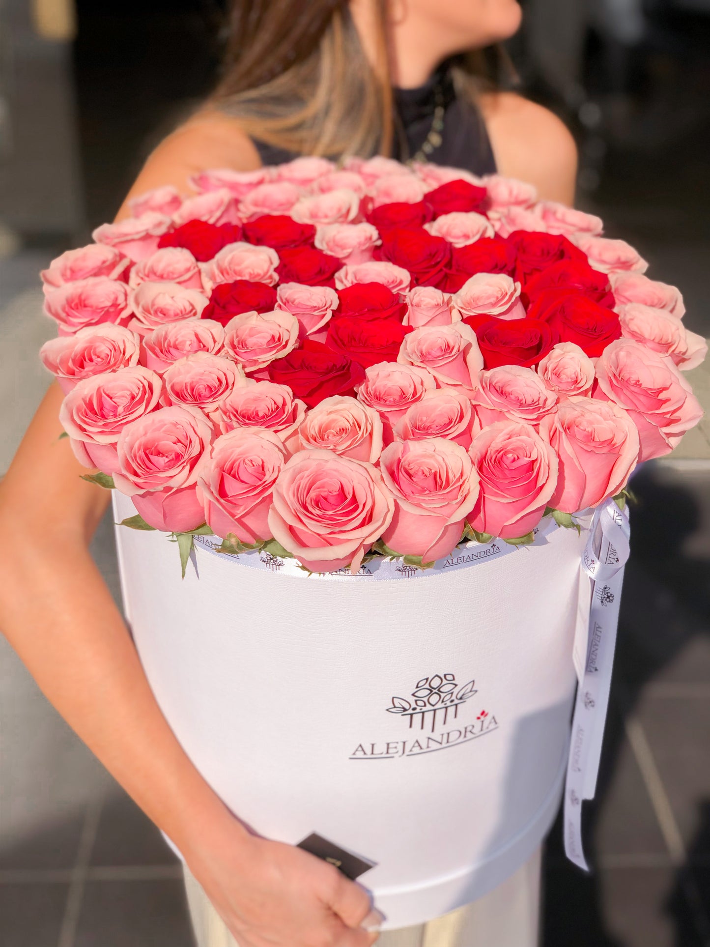 Imperial Pink Roses FlowerBox - Alejandría Arte Floral