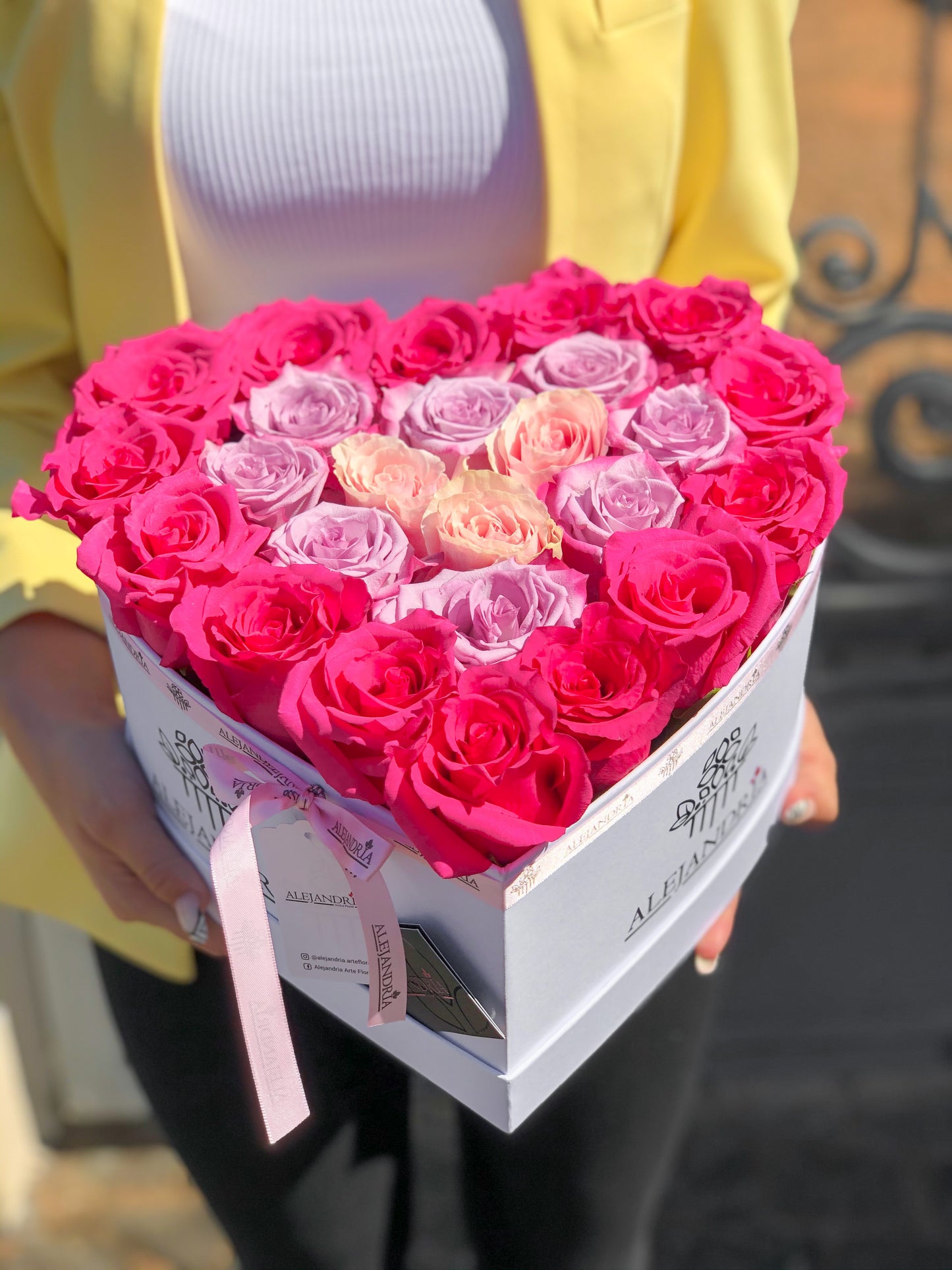 HeartBox "L`Amour" Pink Roses - Alejandría Arte Floral
