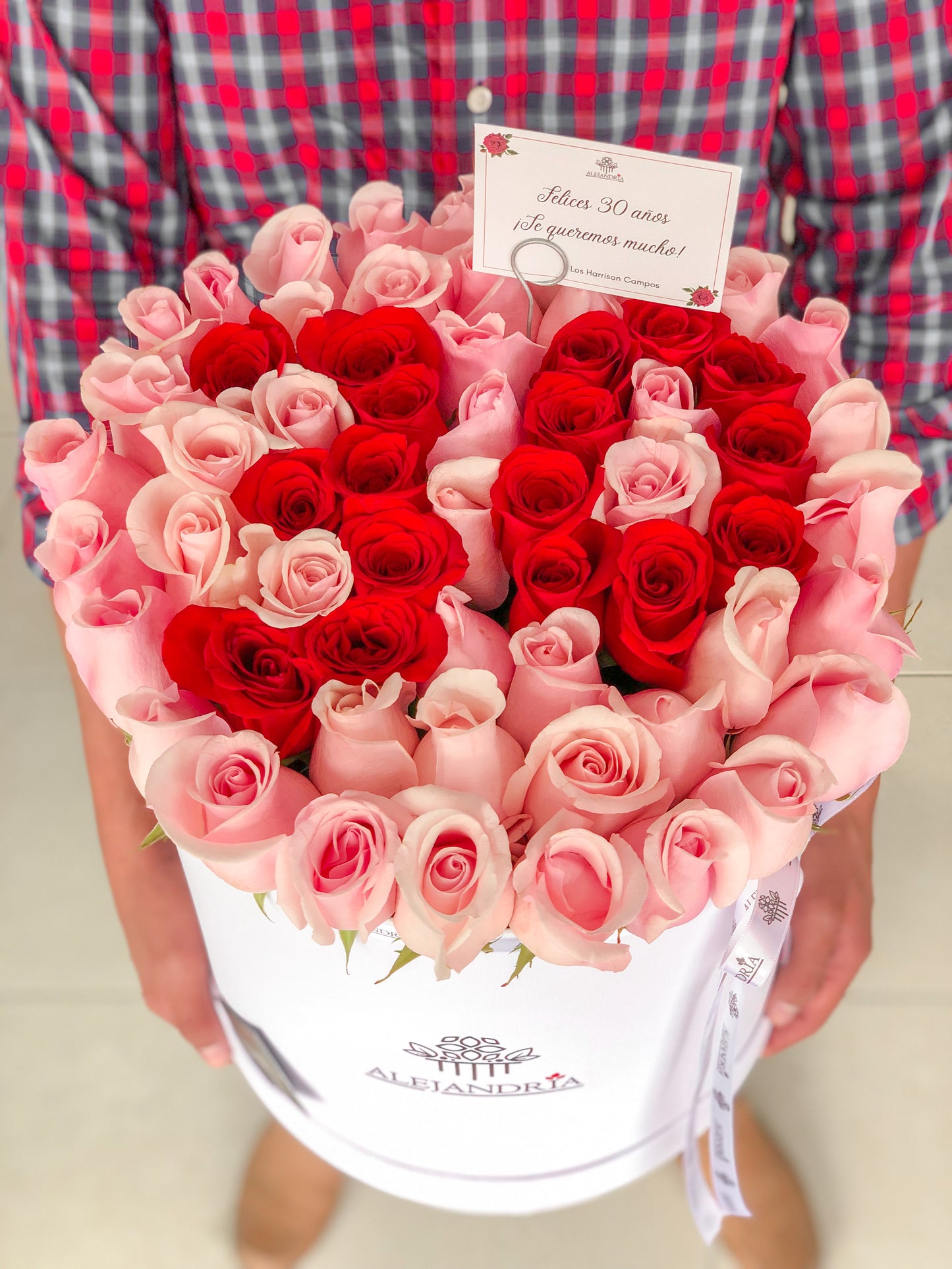 Imperial Pink Roses FlowerBox - Alejandría Arte Floral