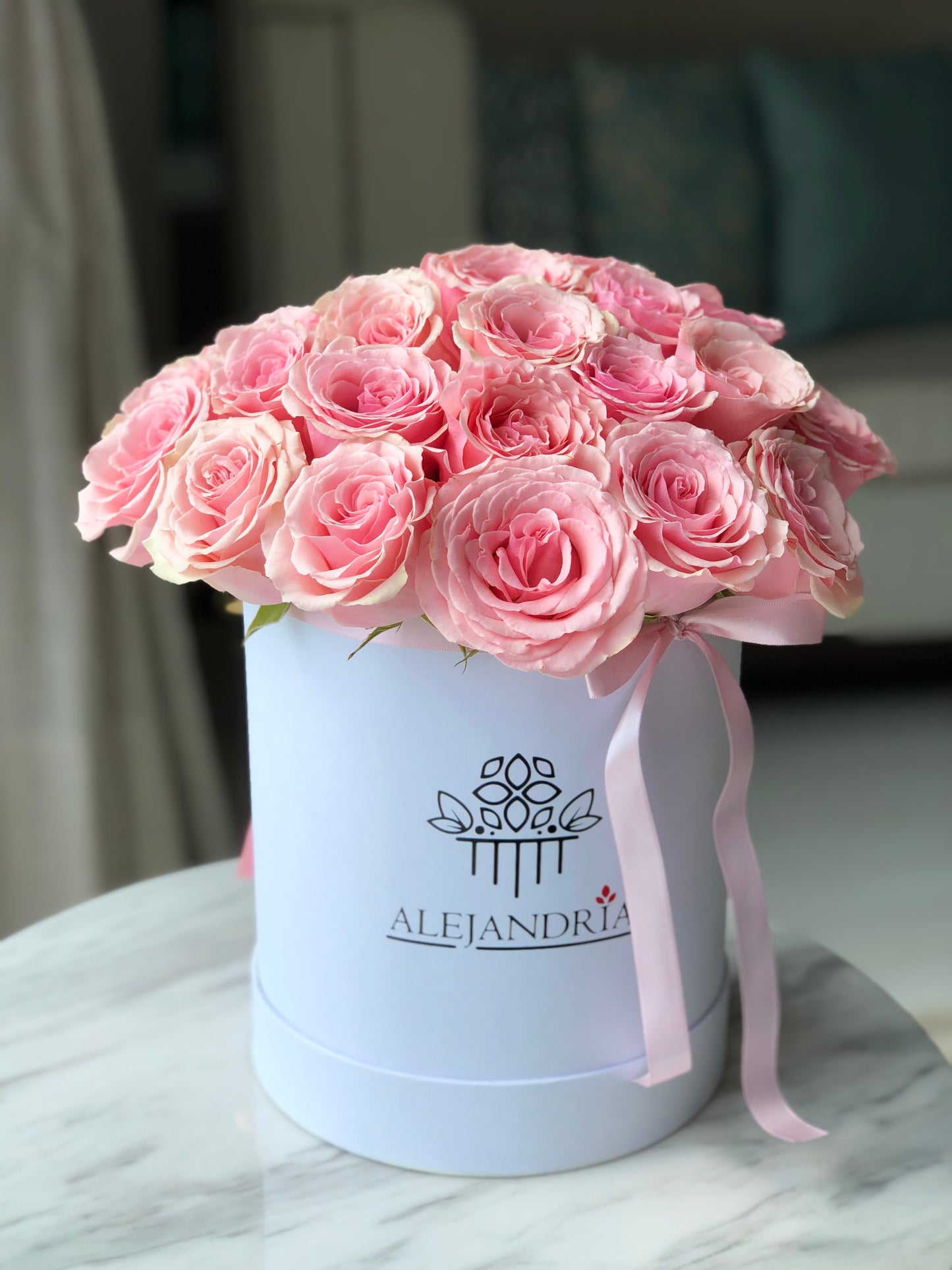 FlowerBox "Dior" - Alejandría Arte Floral
