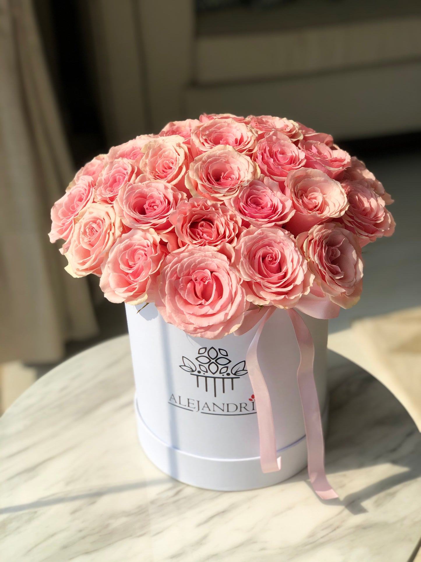FlowerBox "Dior" - Alejandría Arte Floral
