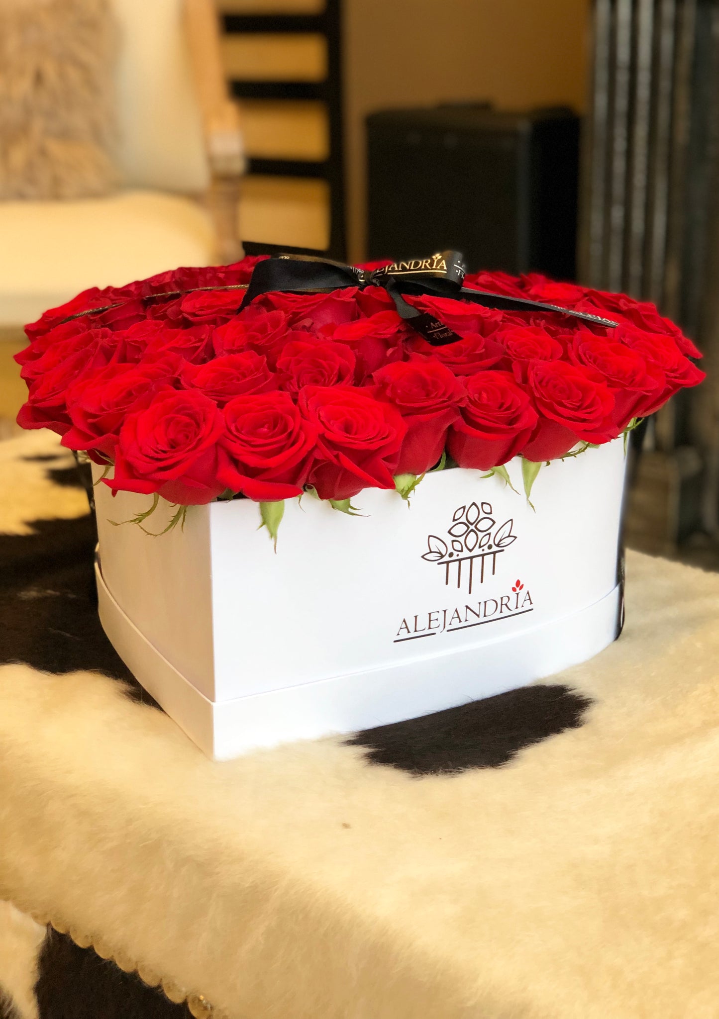 HeartBox "Pandora" Red Roses - Alejandría Arte Floral