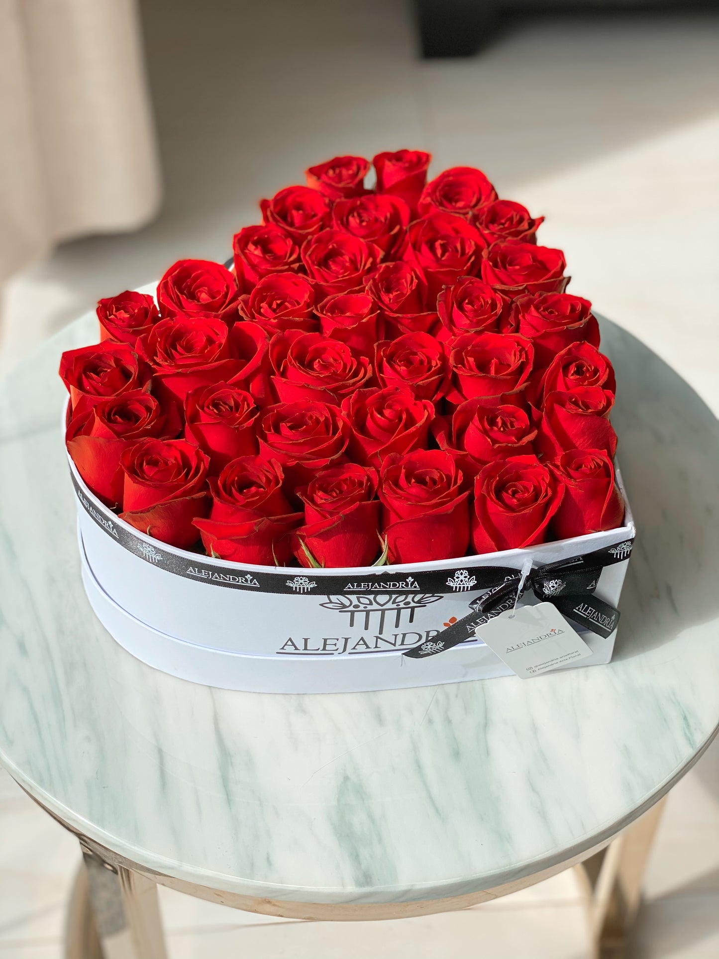 HeartBox "L`Amour" Red Roses - Alejandría Arte Floral