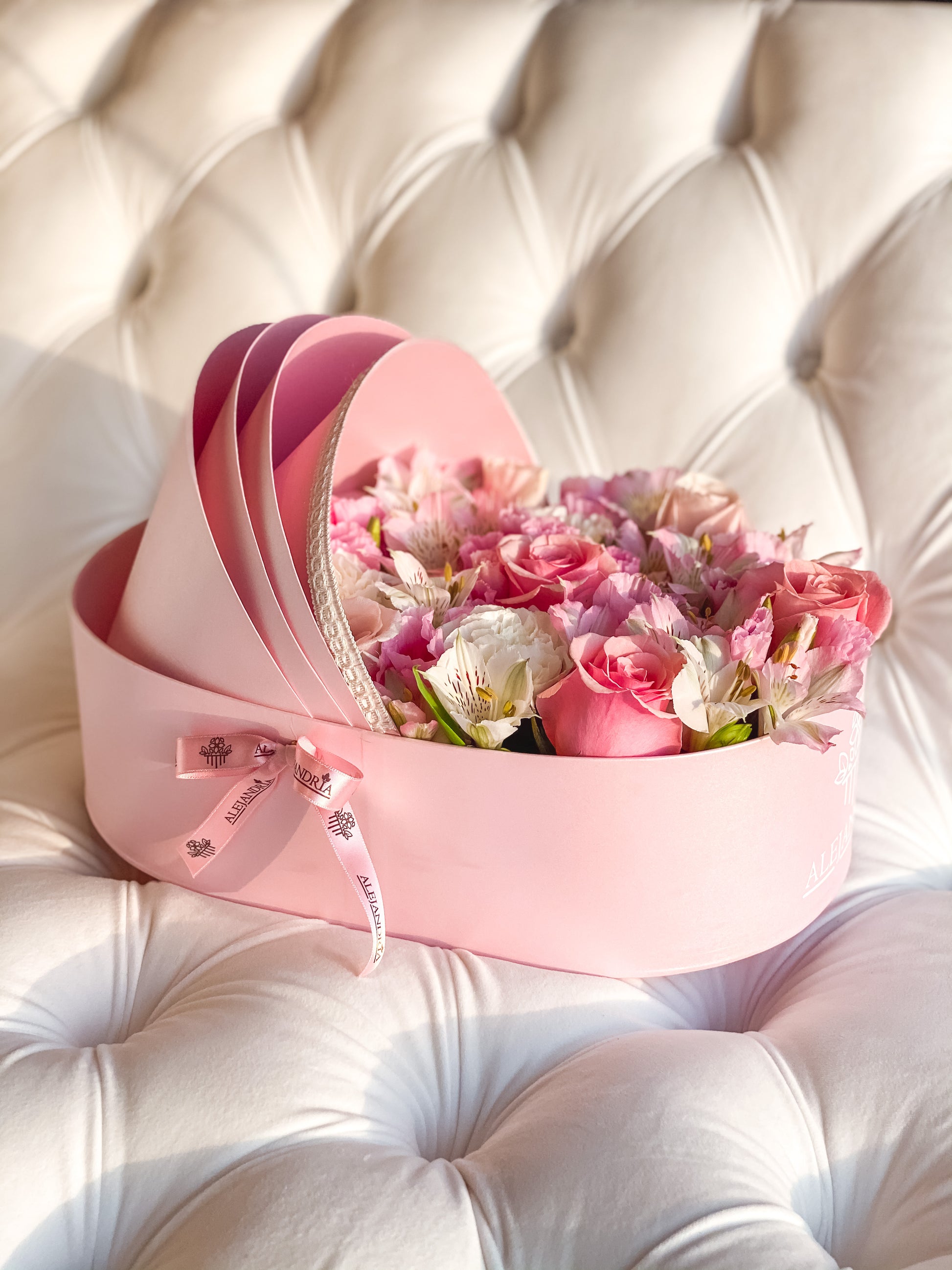 Savage Flower Babyseat  "G" 💖 - Alejandría Arte Floral 