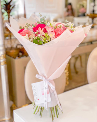 Ramo Pandora Savage Bouquet - Alejandría Arte Floral 