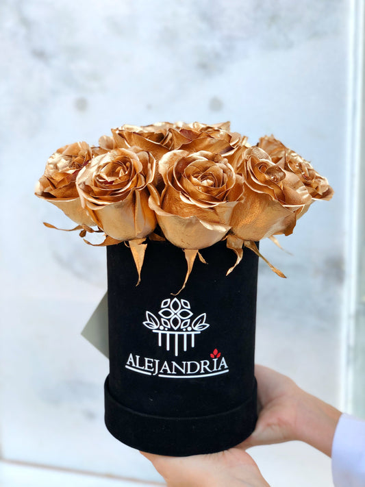 FlowerBox 14 Golden Roses - Alejandría Arte Floral 